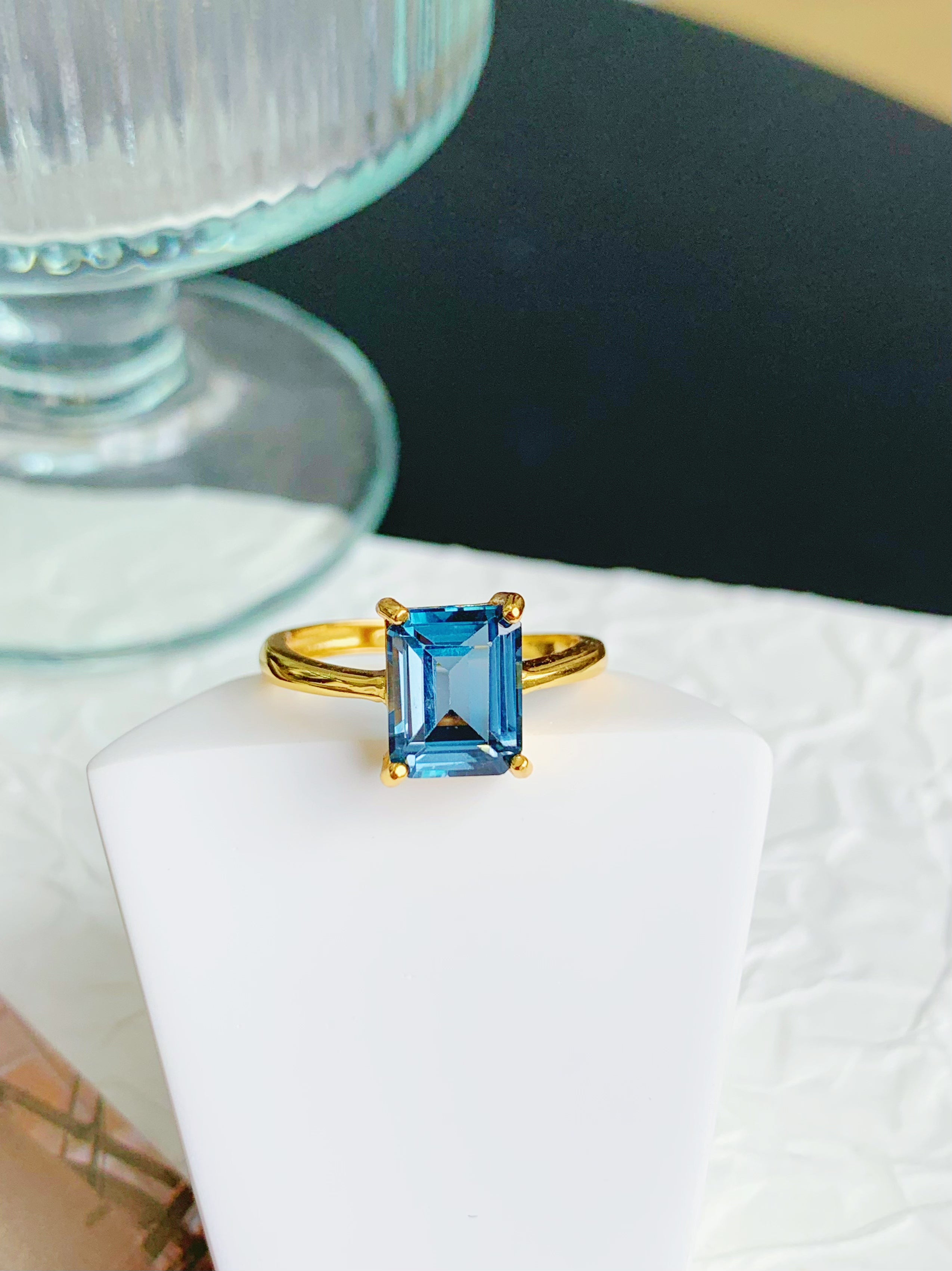 S925 Silver Natural London Blue Topaz Minimalist Golden Ring