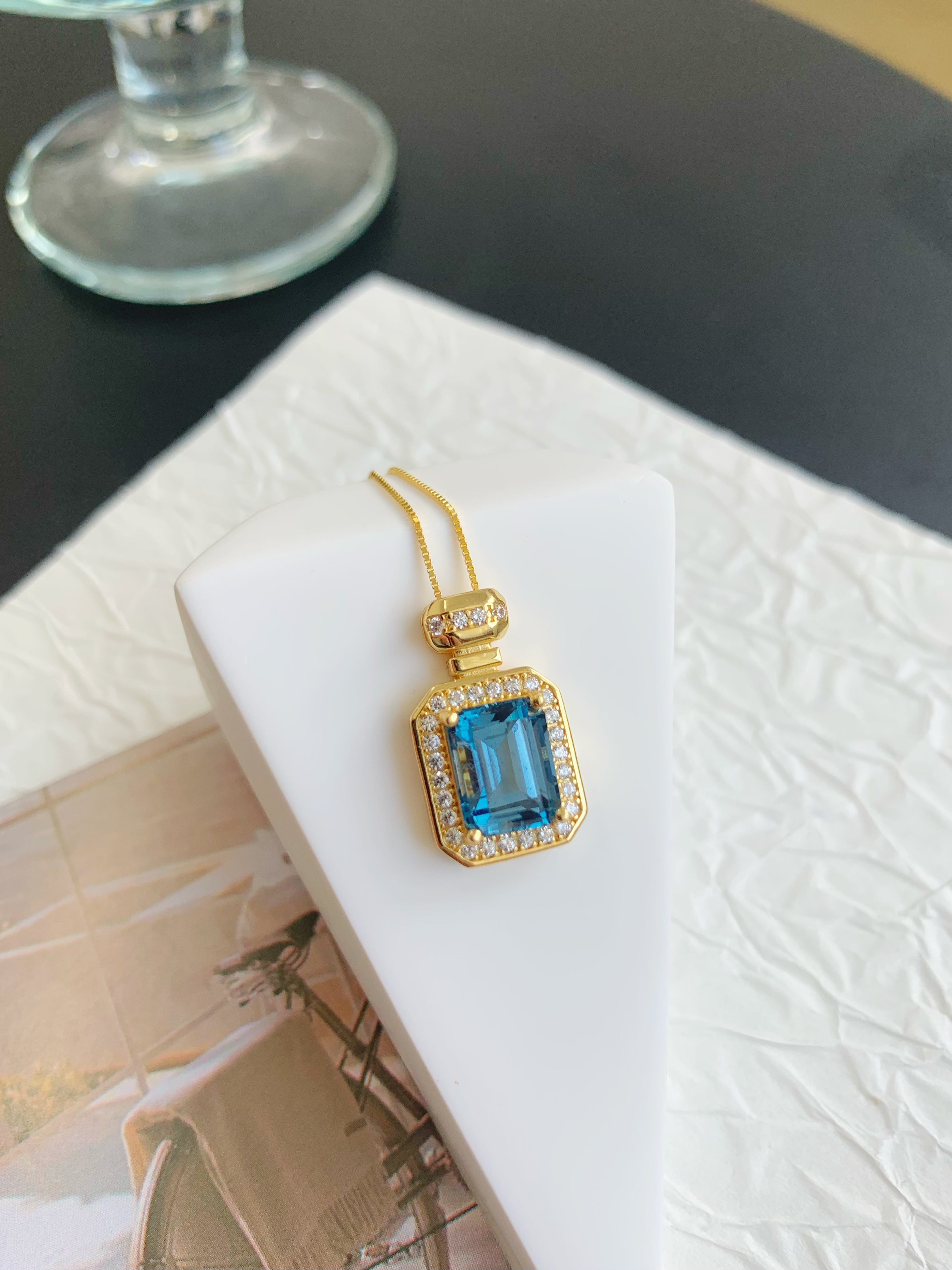 S925 Silver Natural London Blue Topaz Perfume Bottle Halo Pendant