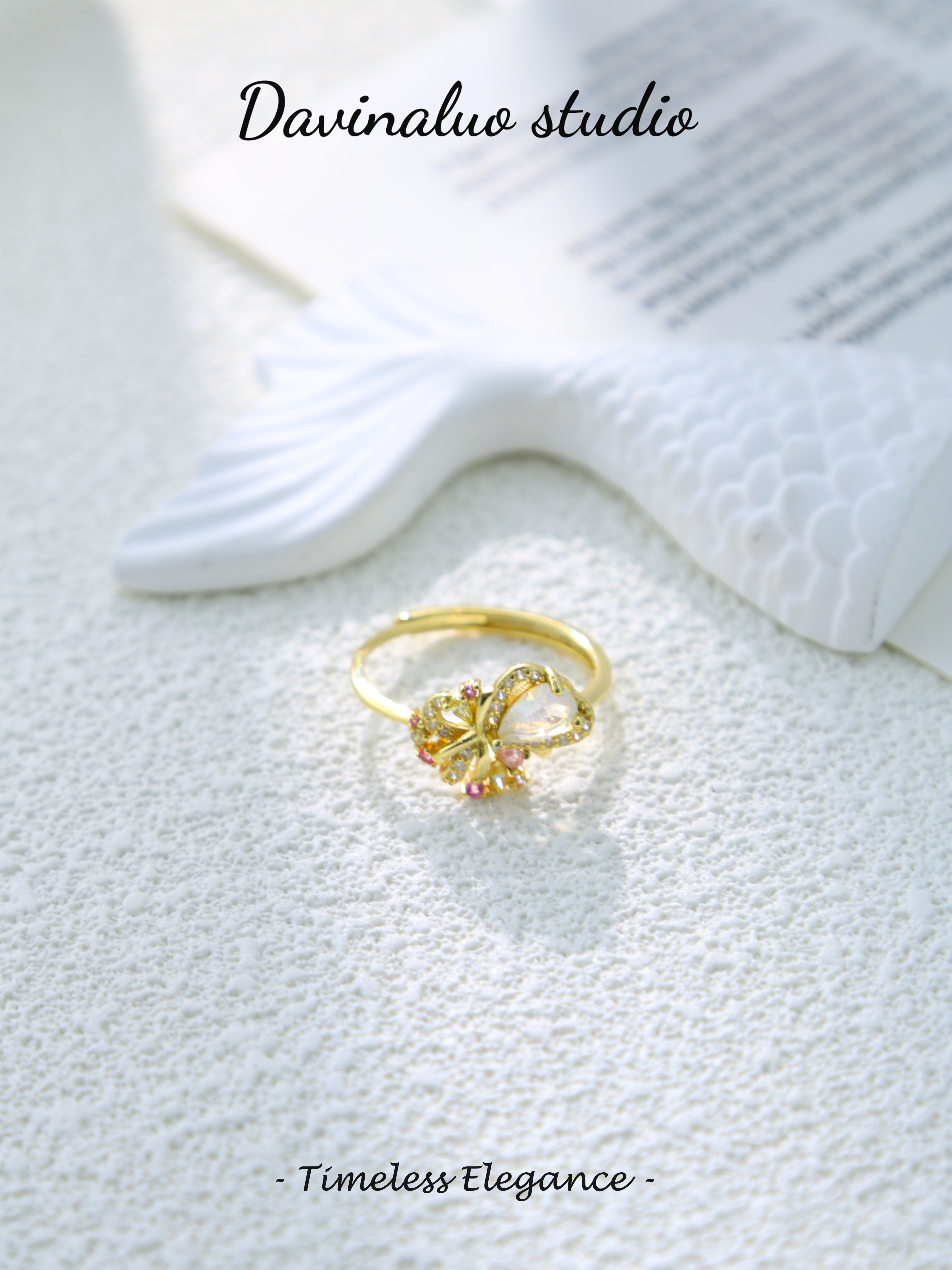 S925 Gold Simple Pear Cut Moonstone Ring