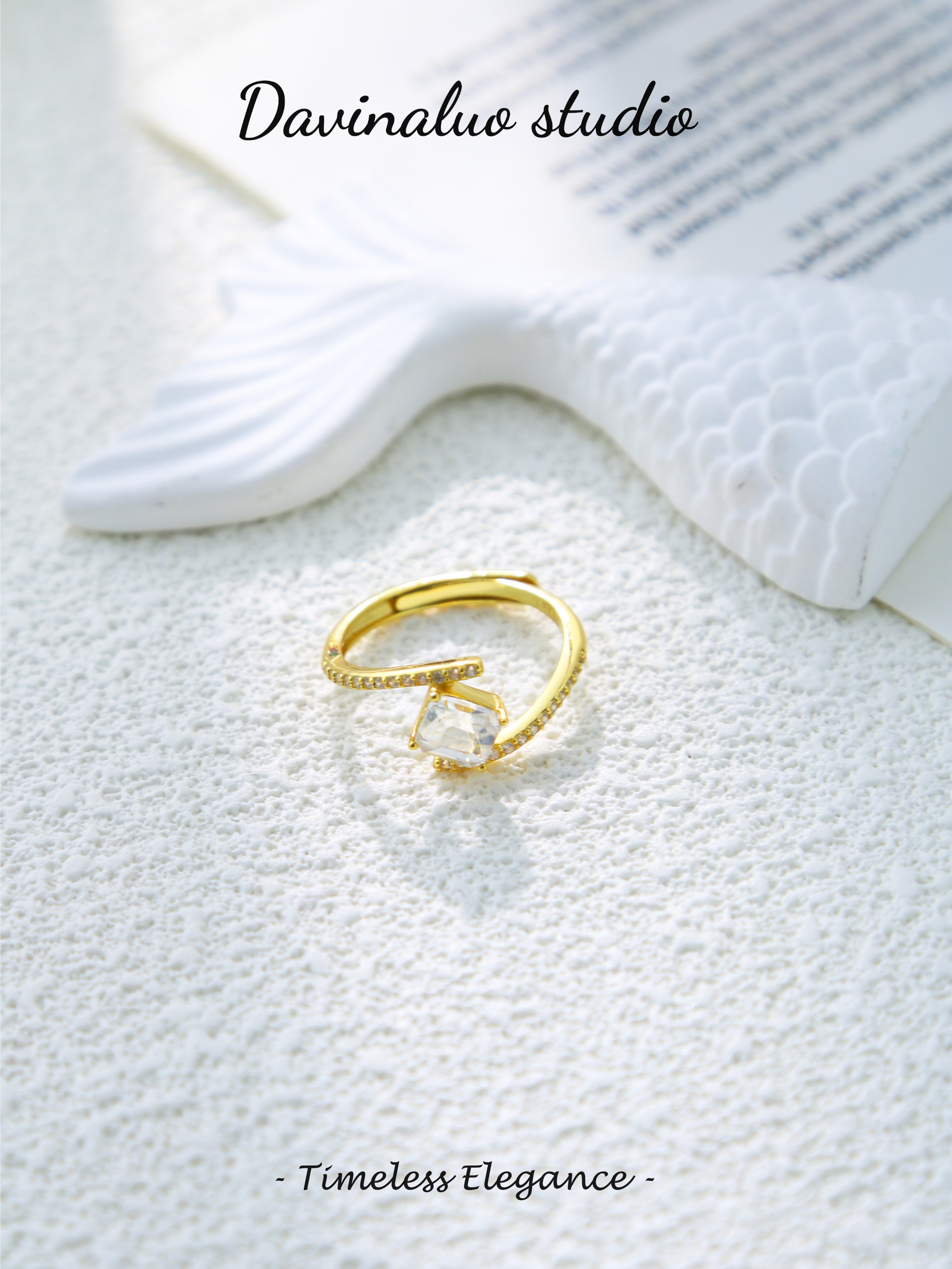 S925 Gold Simple Rectangular Cut Moonstone Ring