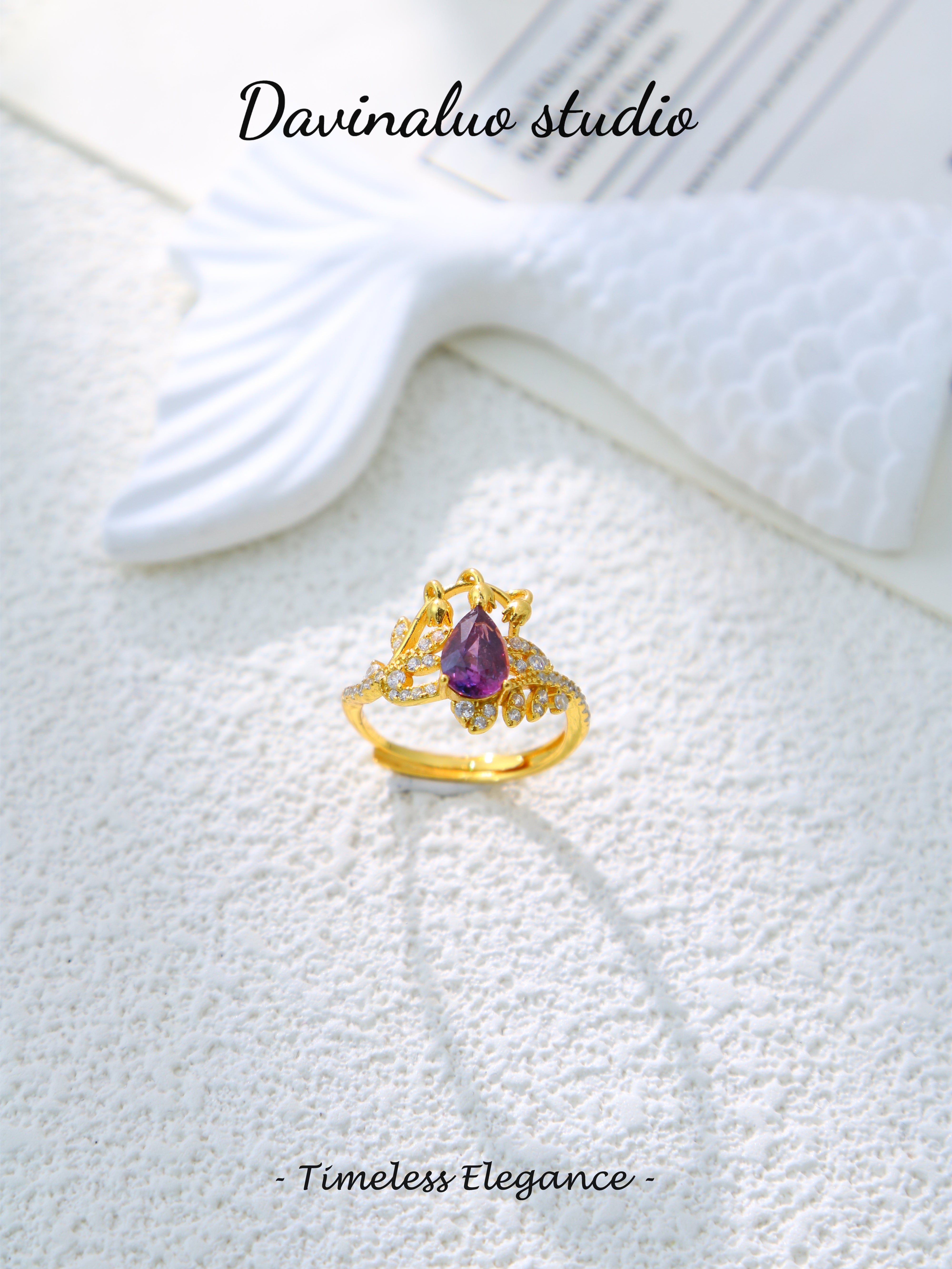 S925 Gold Classic Pear Cut Sapphire Ring