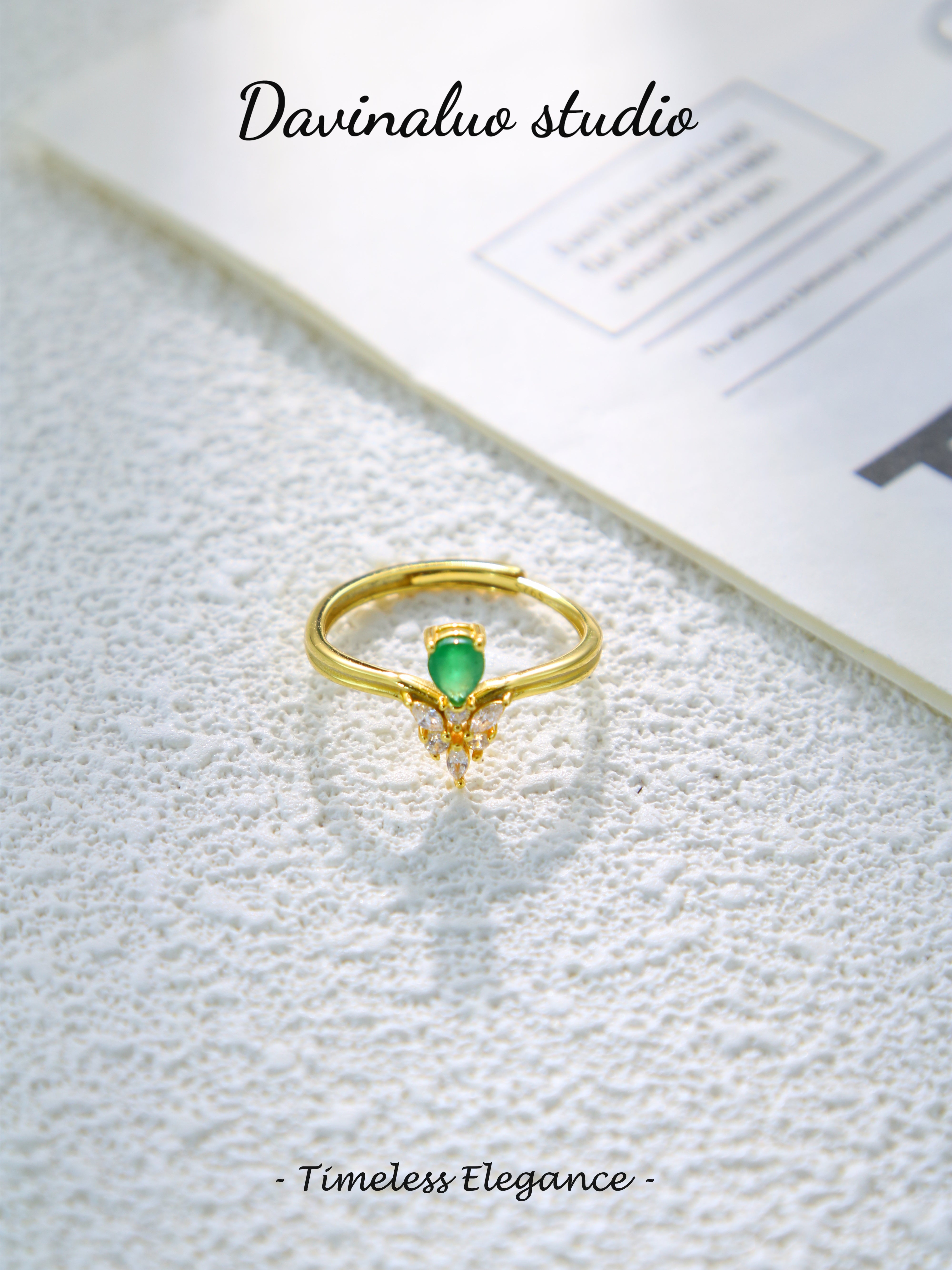 S925 Gold Simple Pear Cut Emerald Ring