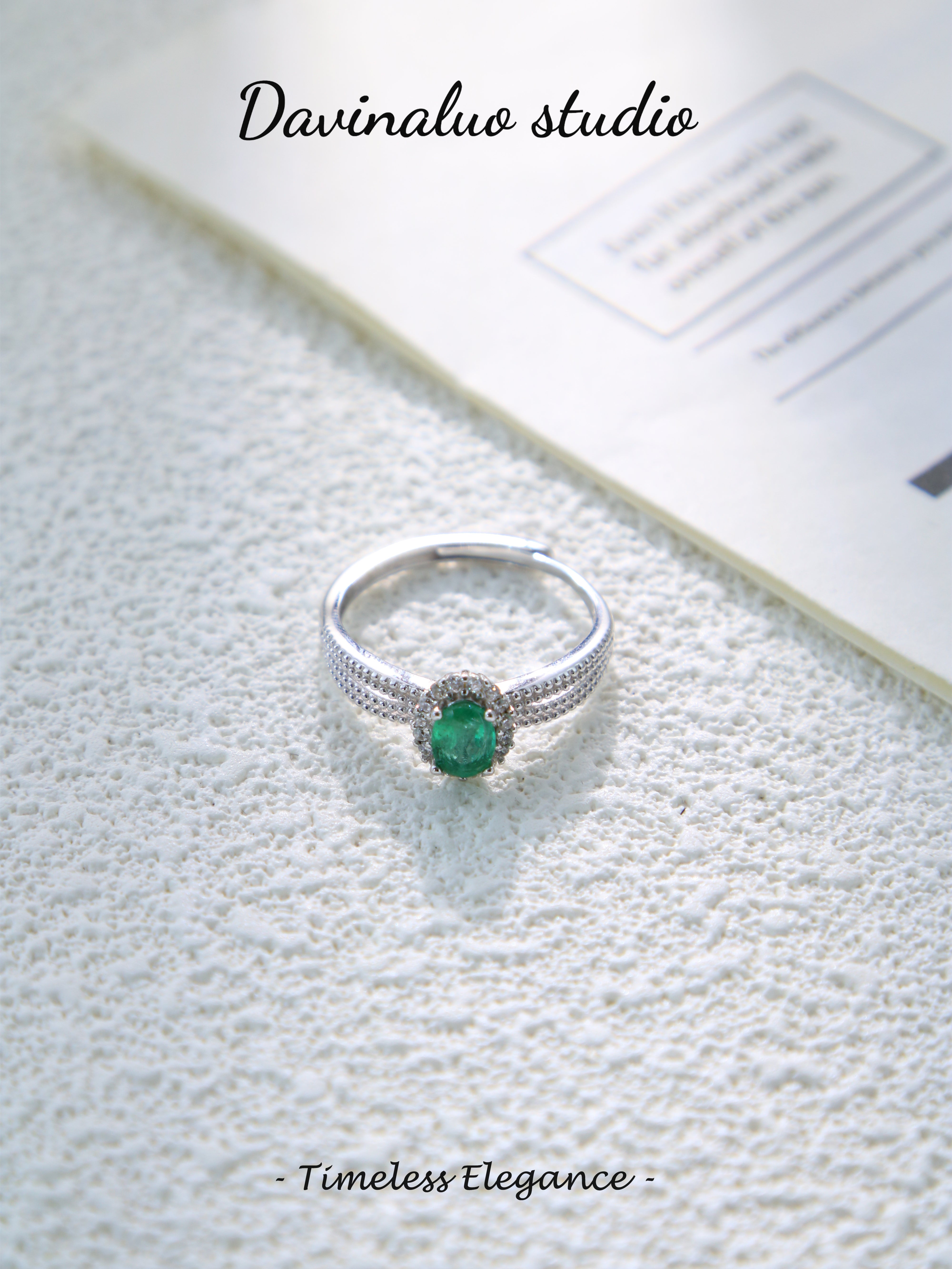 S925 Silver Classic Oval Cut Emerald Ring