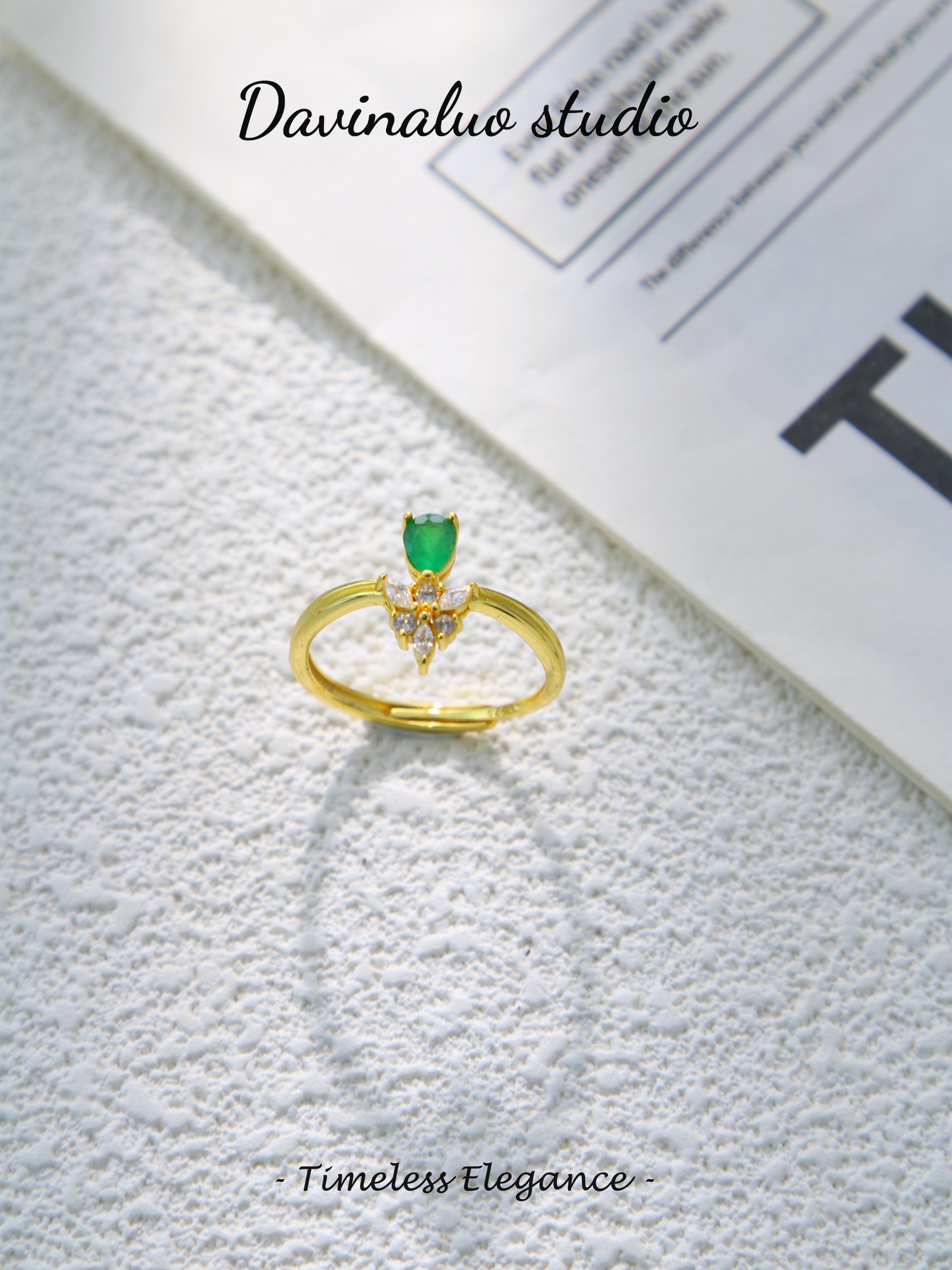 S925 Gold Simple Pear Cut Emerald Ring