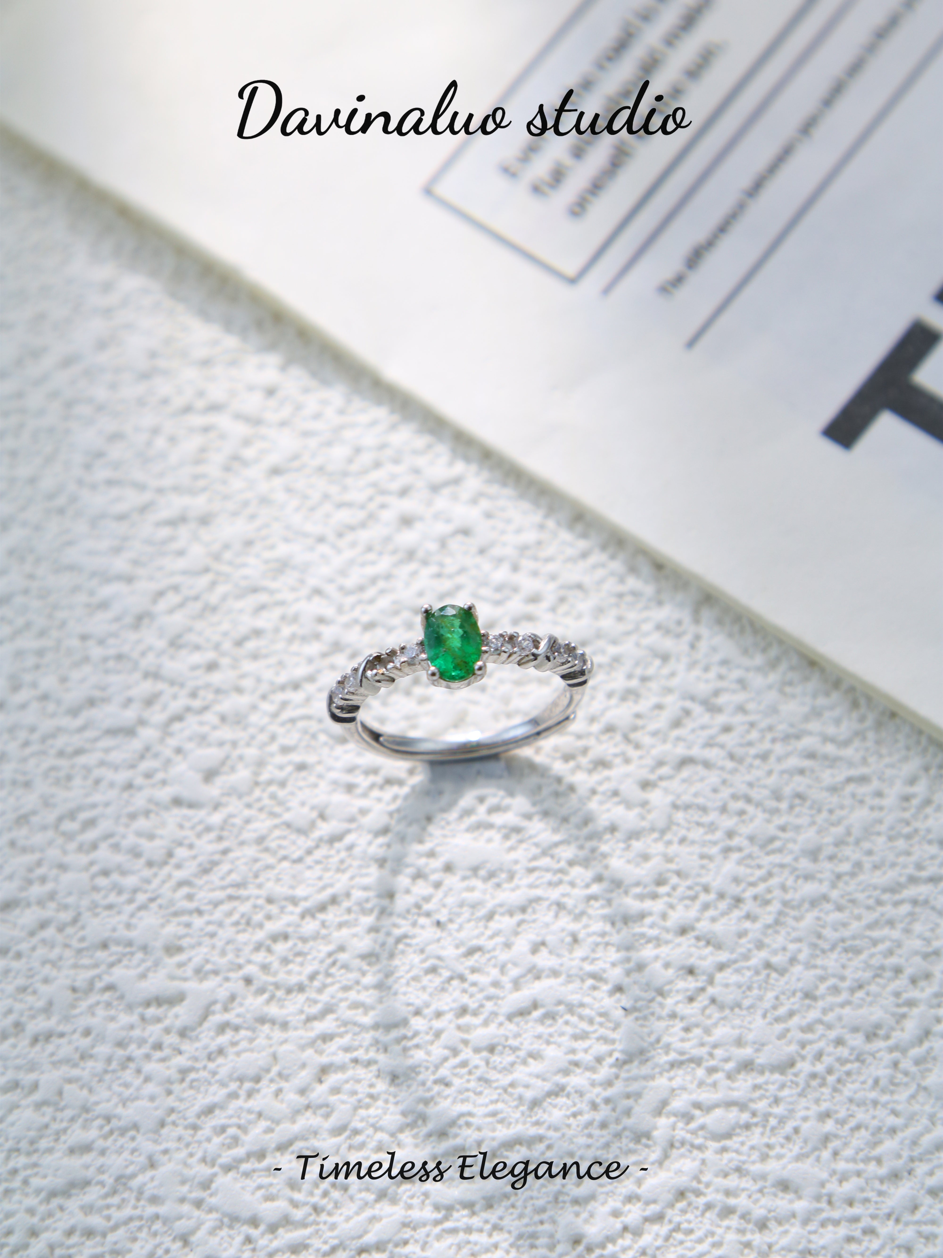 S925 Silver Classic Oval Cut Emerald Ring