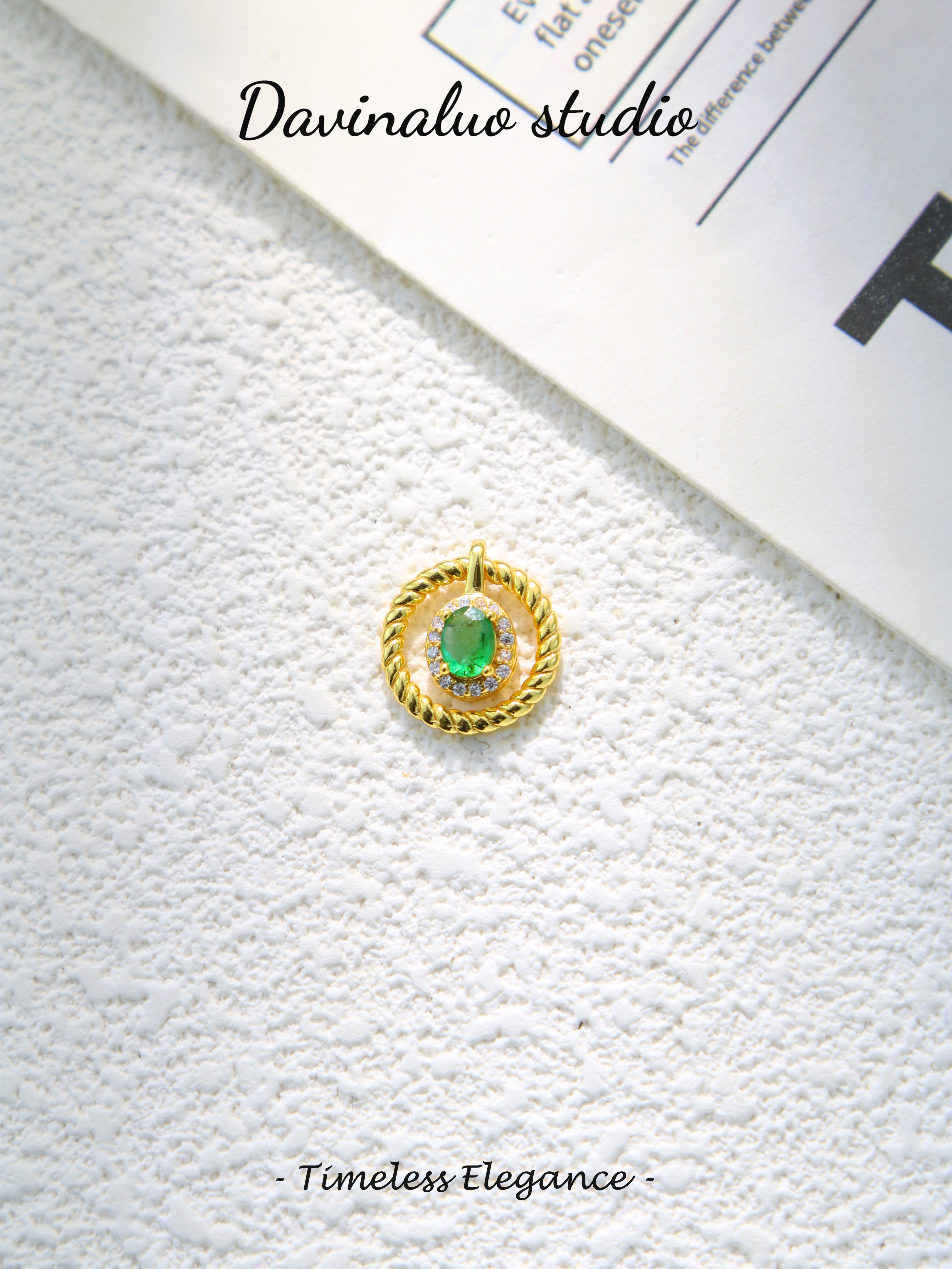 S925 Gold Simple Oval Cut Emerald Pendant