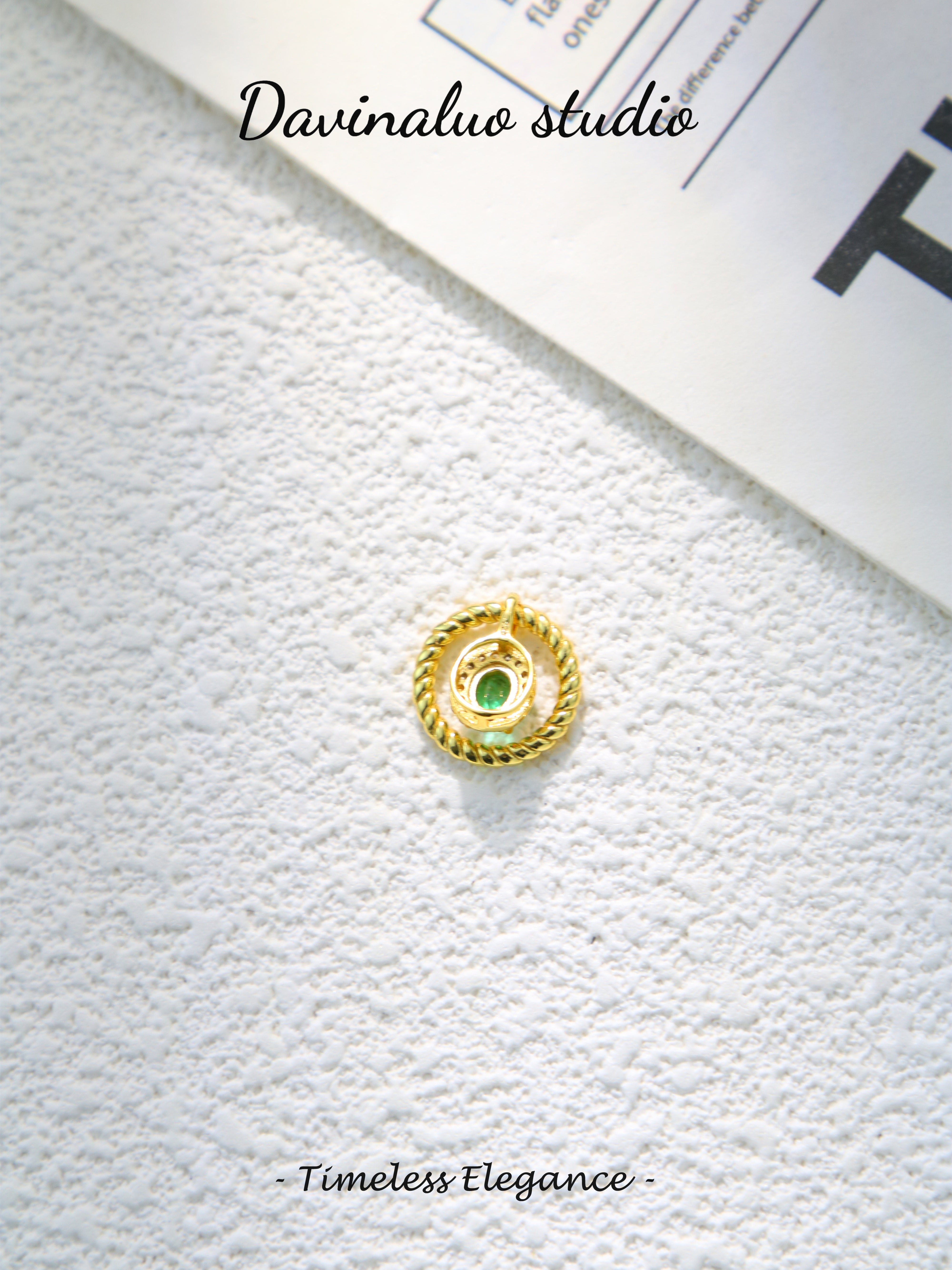 S925 Gold Simple Oval Cut Emerald Pendant