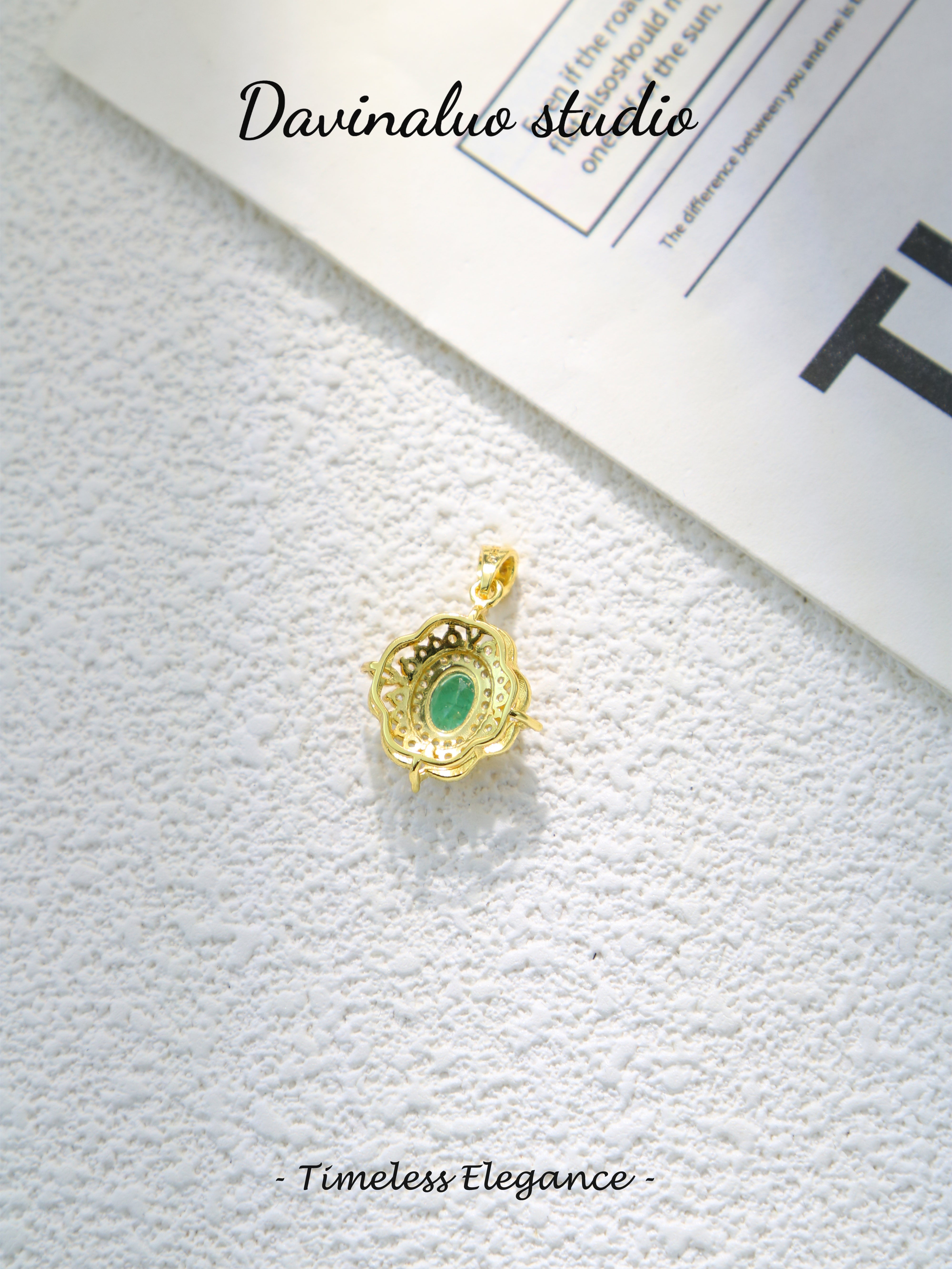 S925 Gold Simple Oval Cut Emerald Pendant