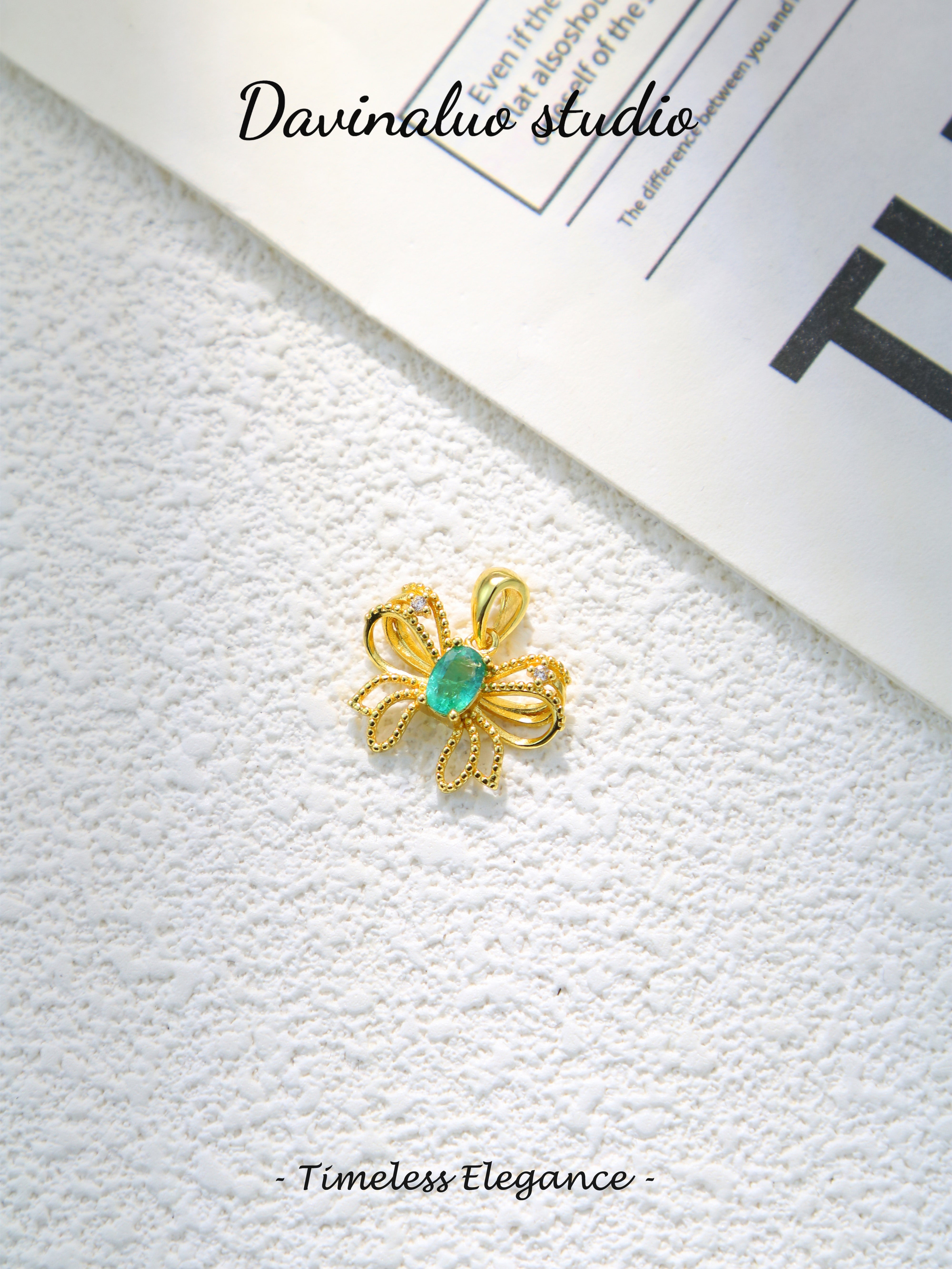 S925 Gold Simple Oval Cut Emerald Pendant
