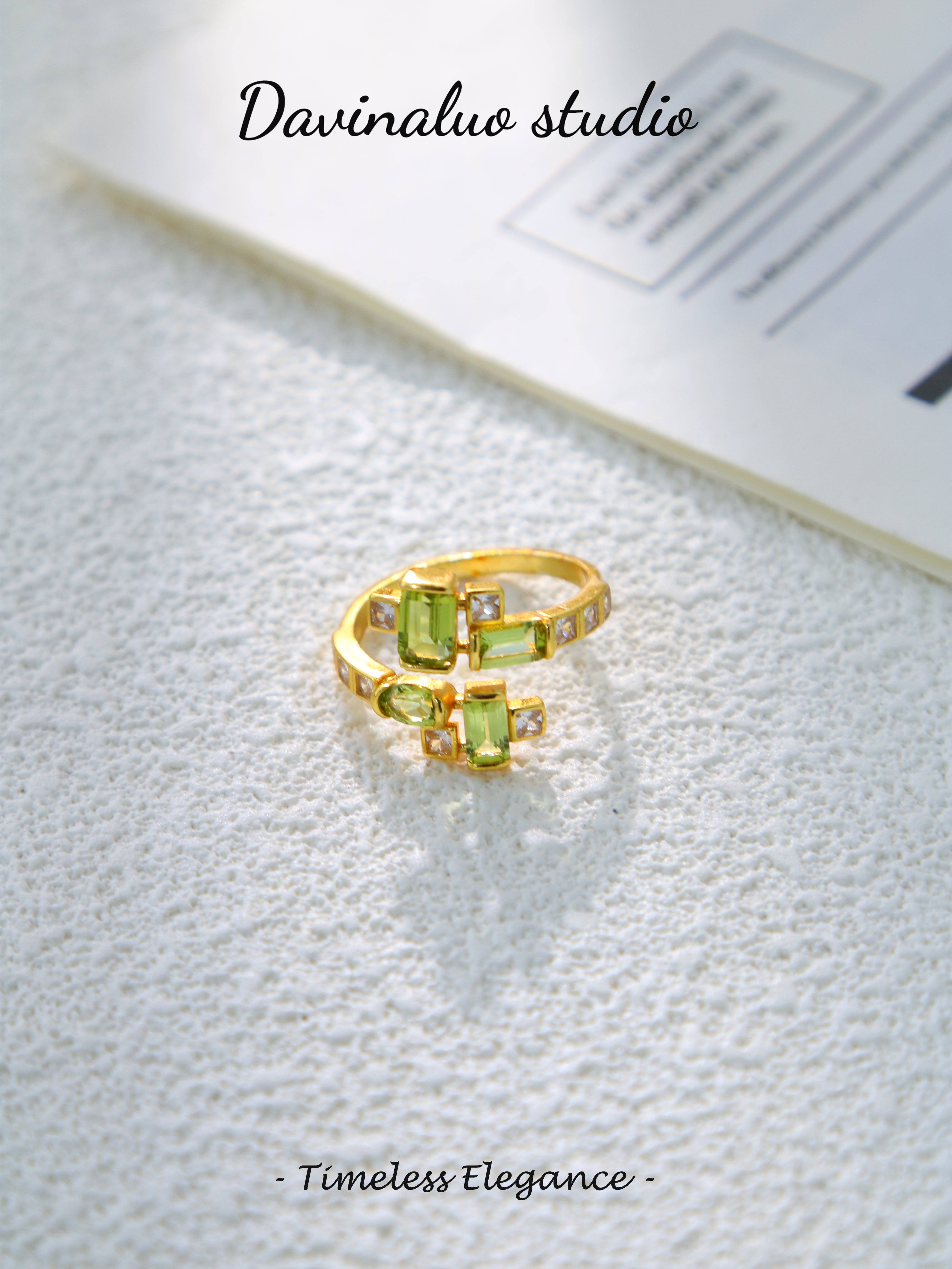 S925 Gold Classic Emerald-Cut Peridot Ring D0623042