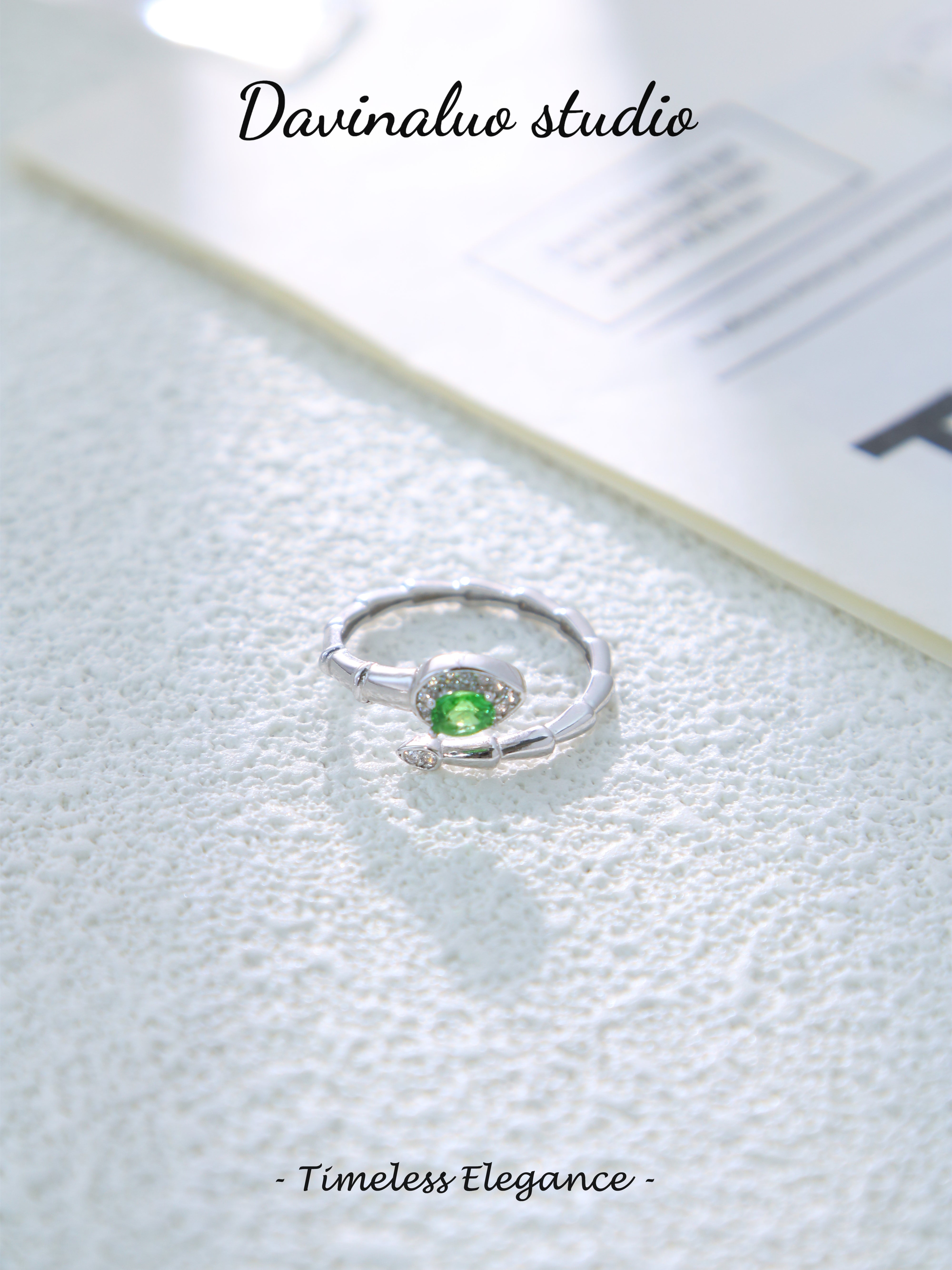 S925 Silver Minimalist Oval Cut Tsavorite Ring D0625011G