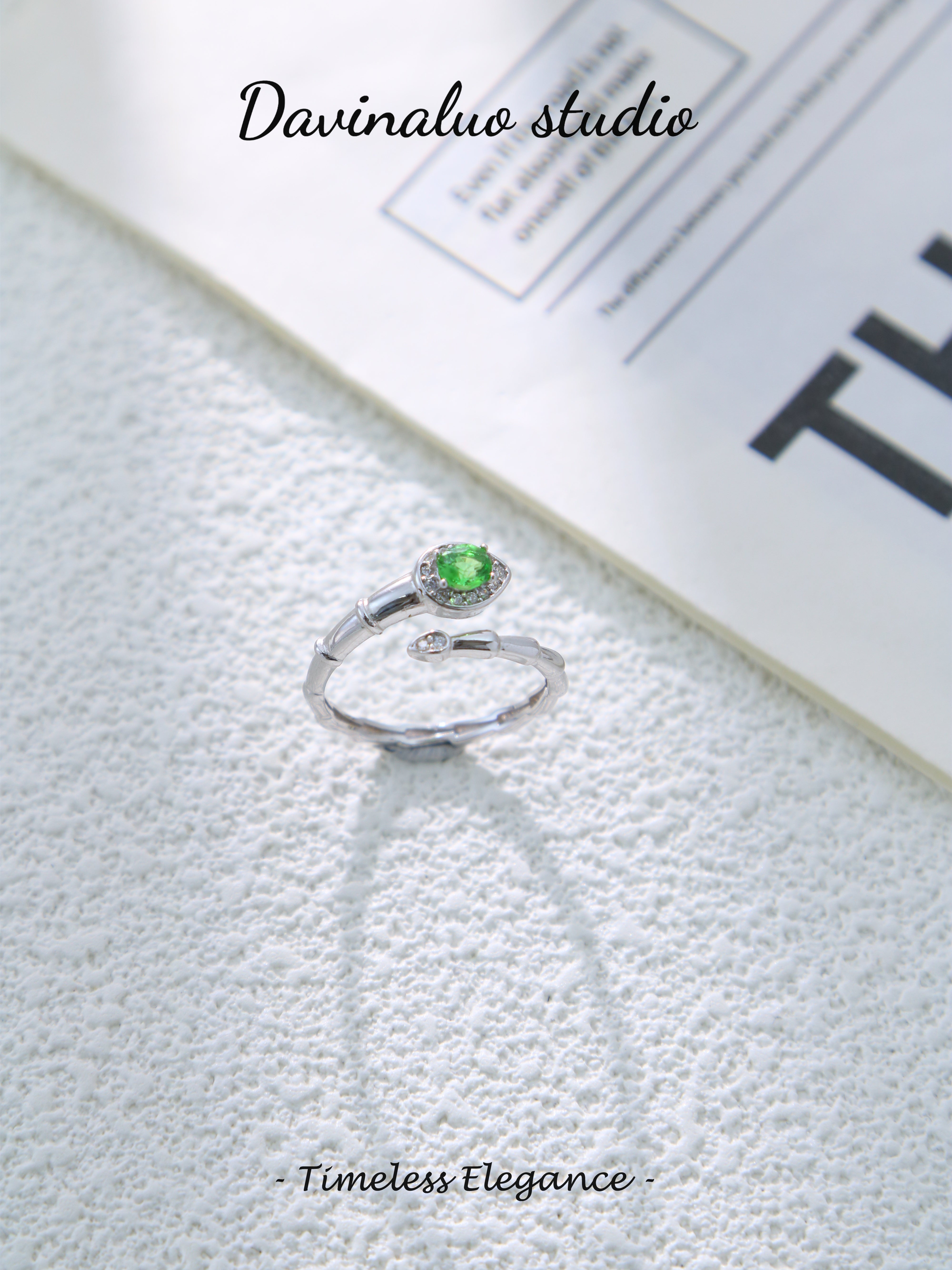 S925 Silver Minimalist Oval Cut Tsavorite Ring D0625011G