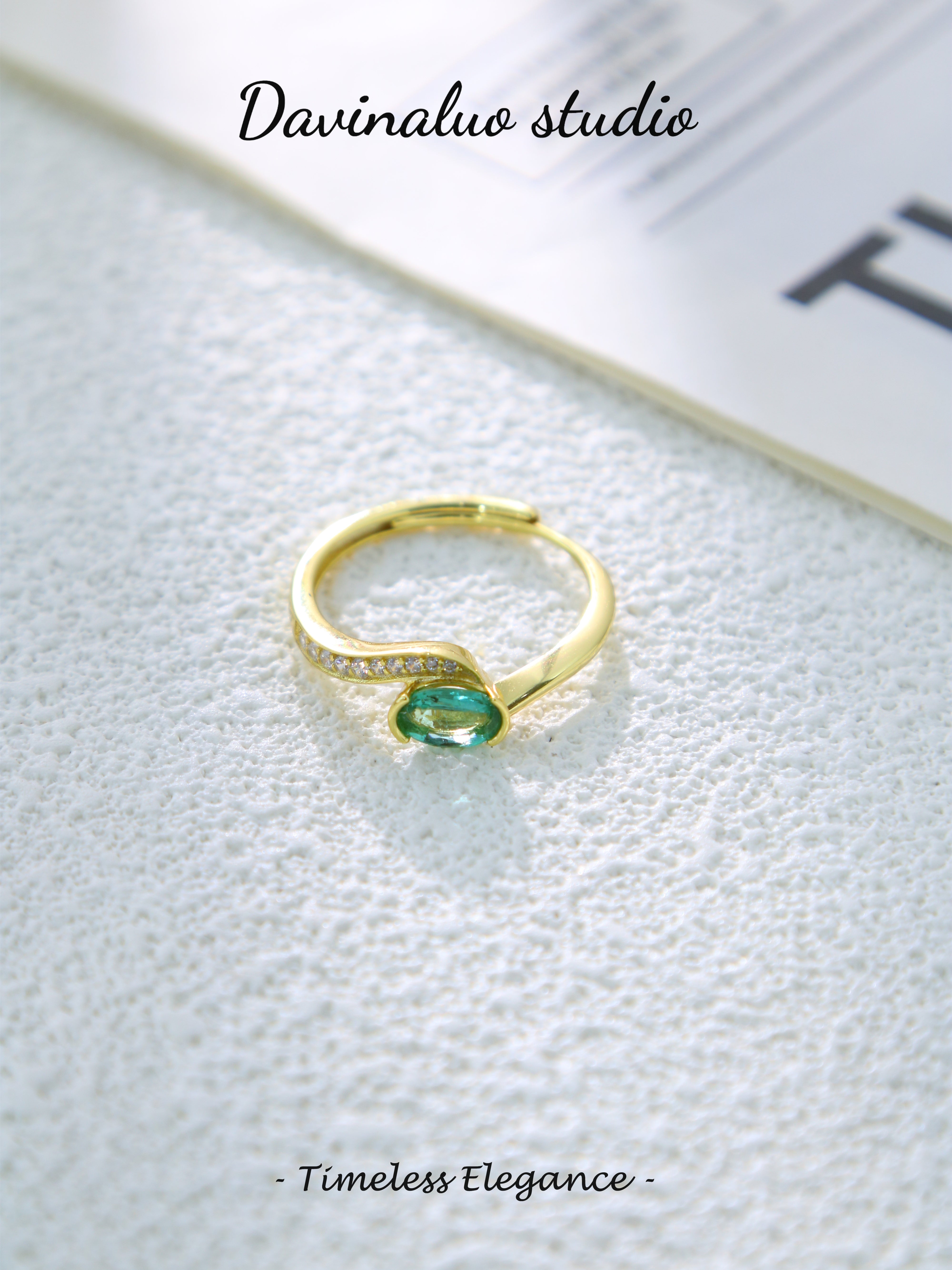 S925 Gold Classic Oval Cut Emerald Ring D0625058