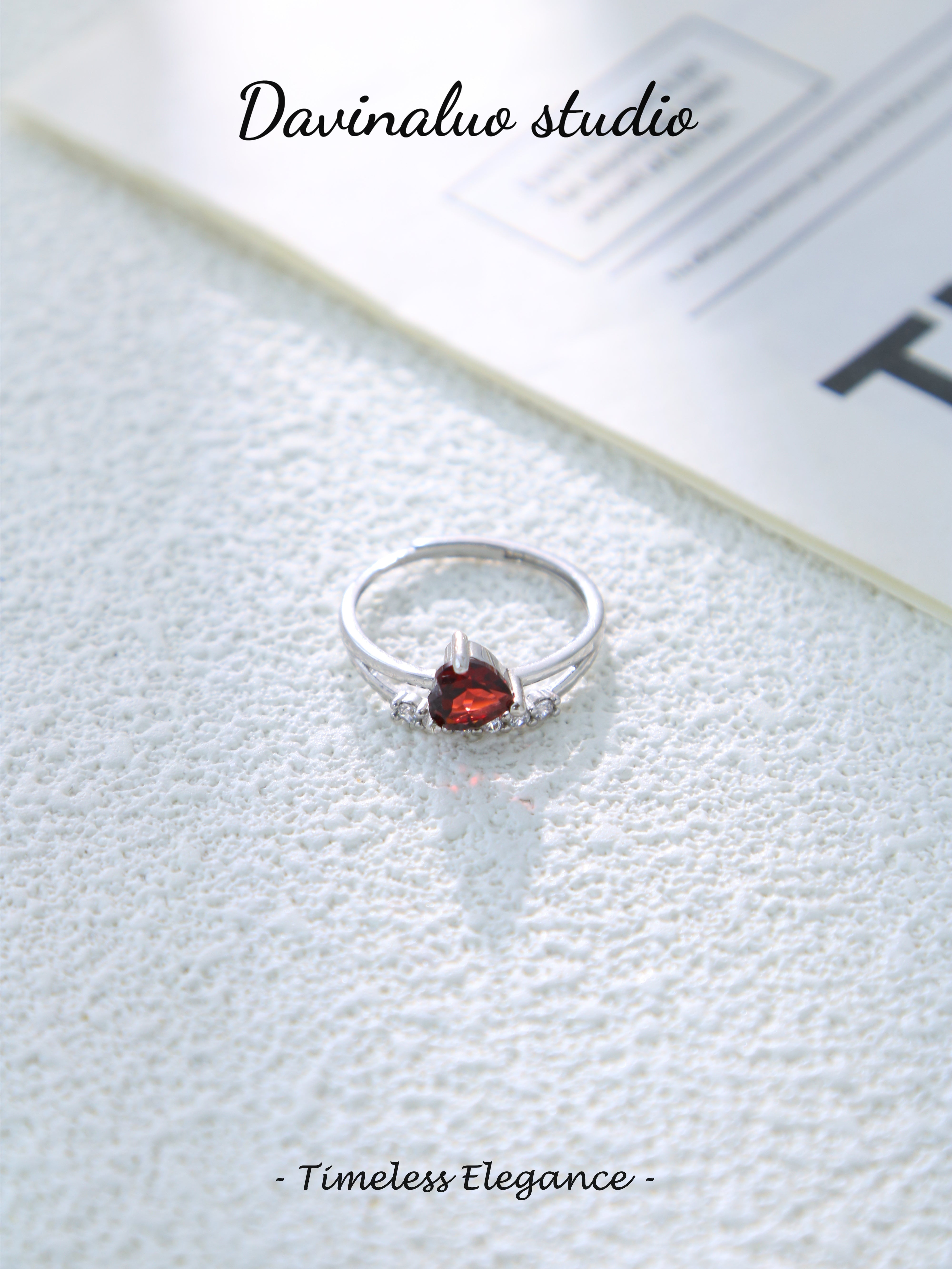 S925 Silver Classic Heart-Cut Garnet Ring D0701001G