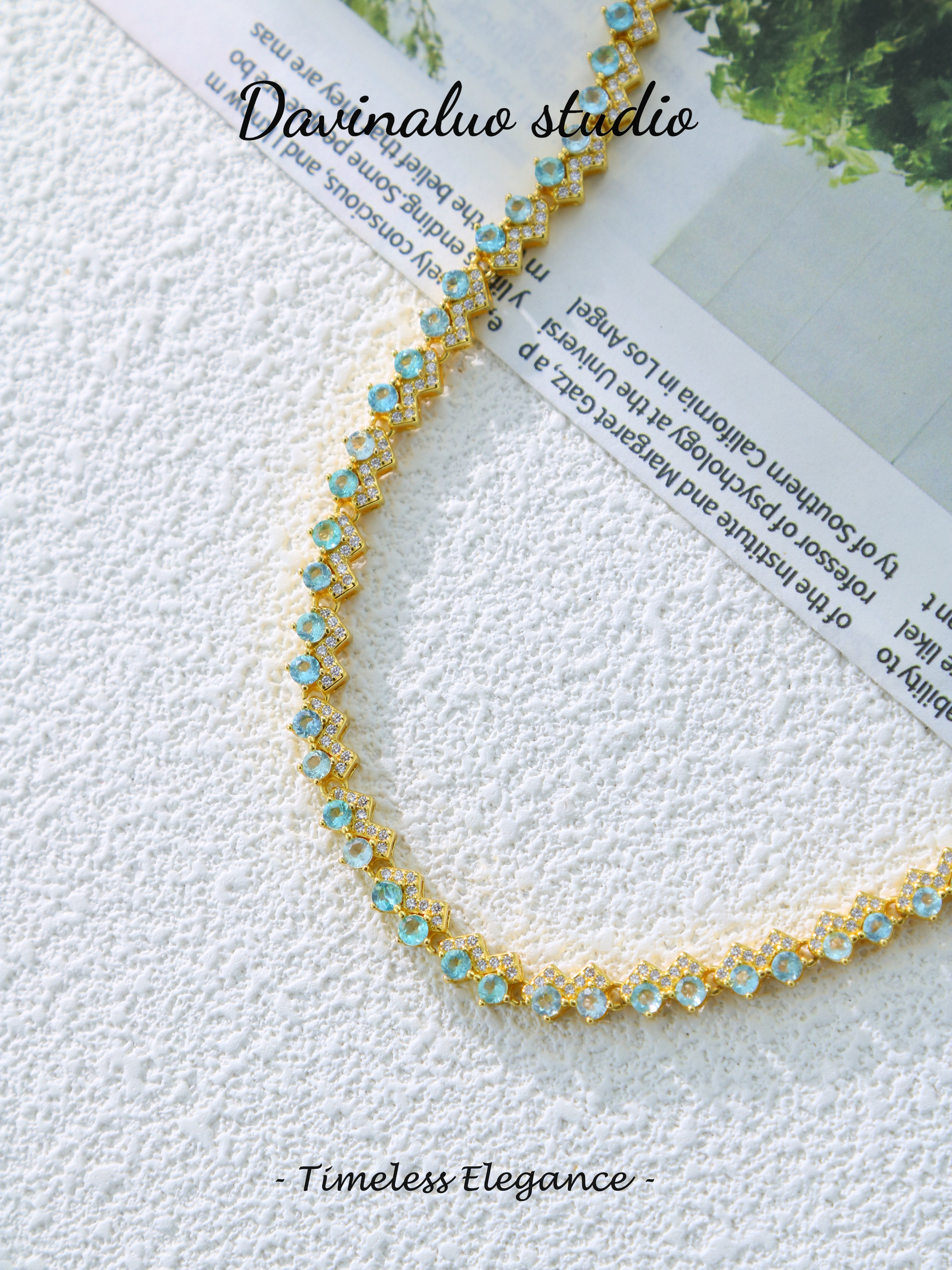S925 Gold Simple Round Cut Blue Apatite Necklace D0610035