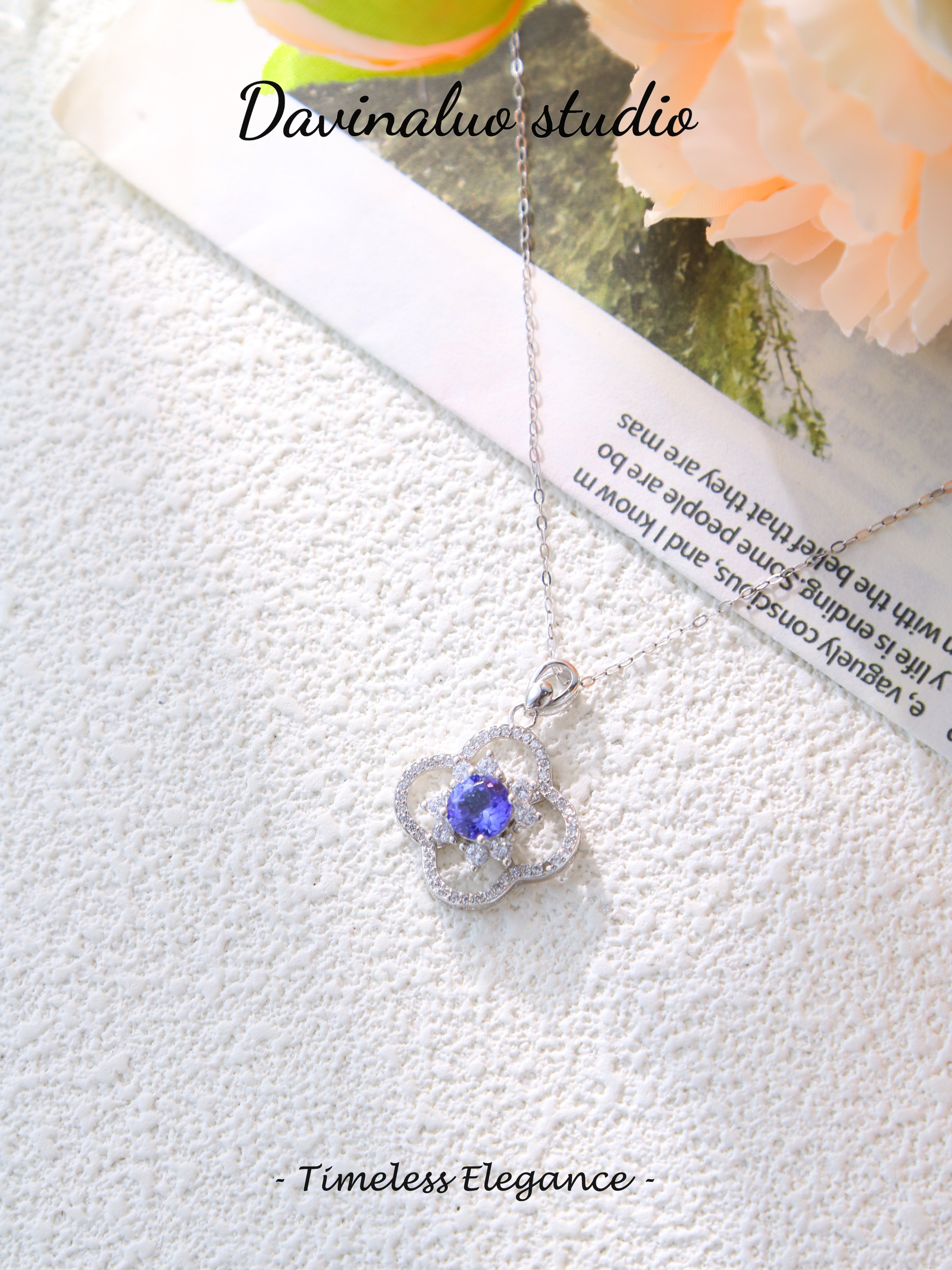 S925 Silver Classic Round Cut Tanzanite Pendant D0719056G