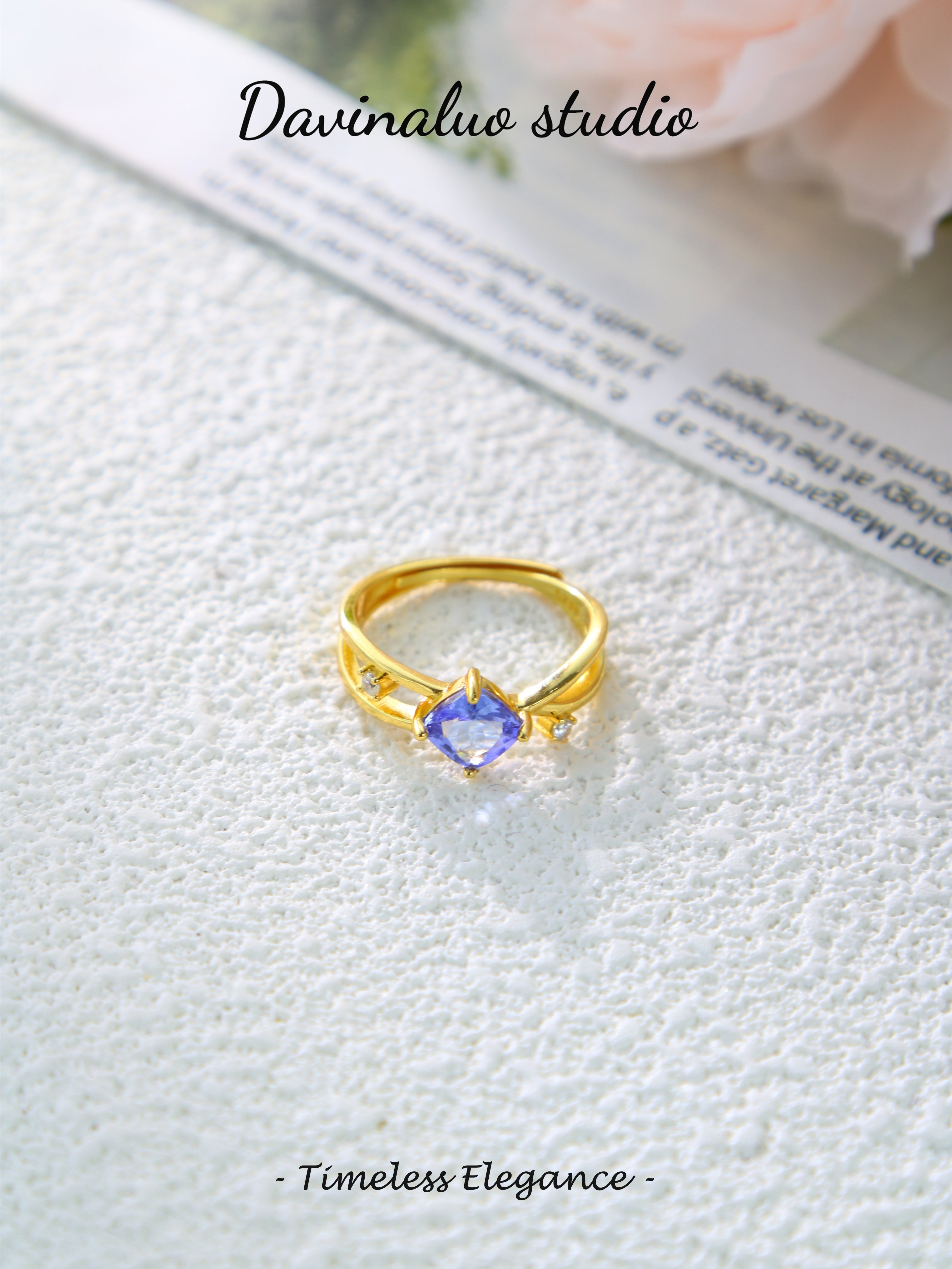S925 Gold Classic Cushion Cut Tanzanite Ring D0721031