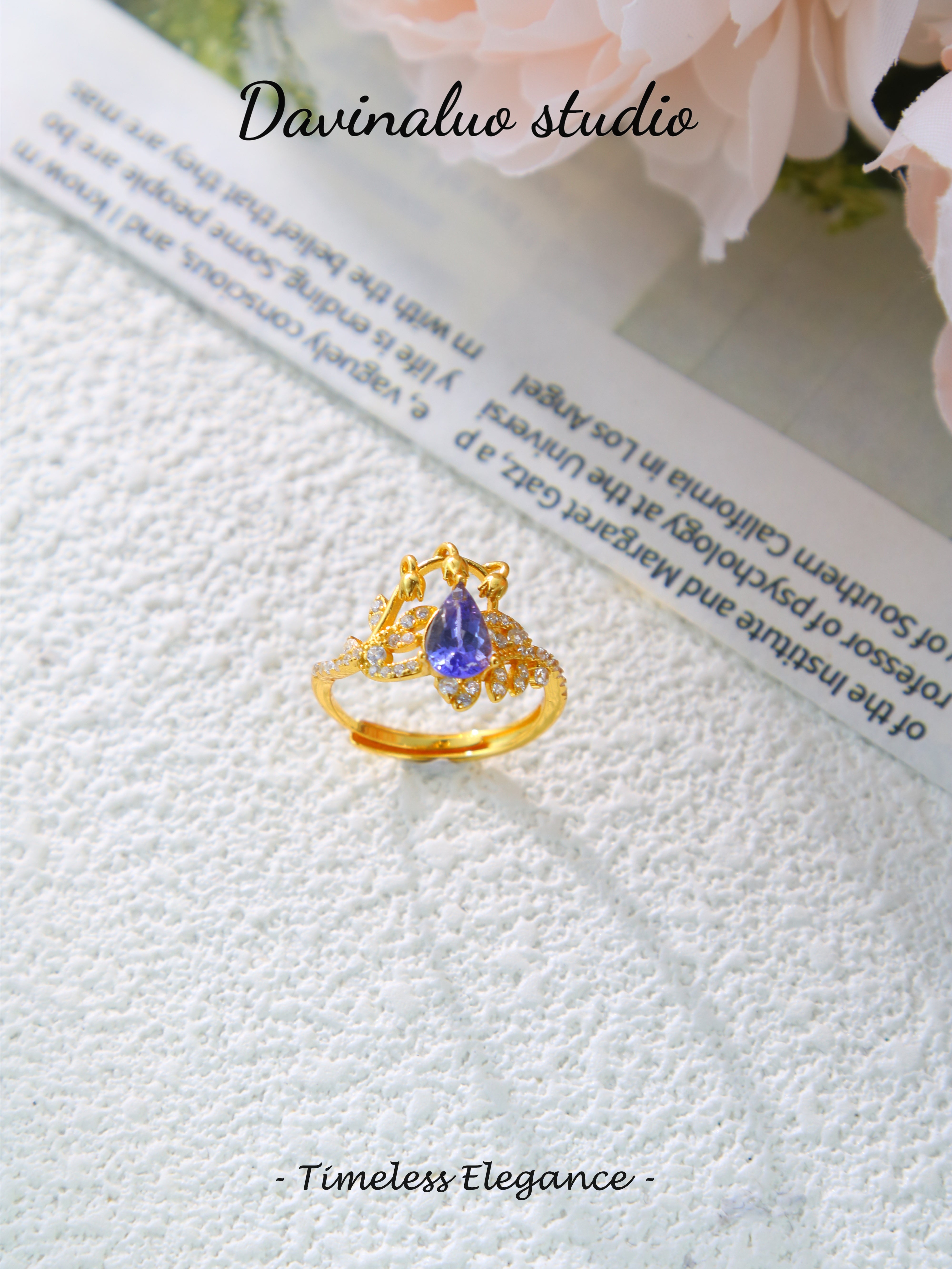 S925 Gold Classic Oval Cut Tanzanite Ring D0721002