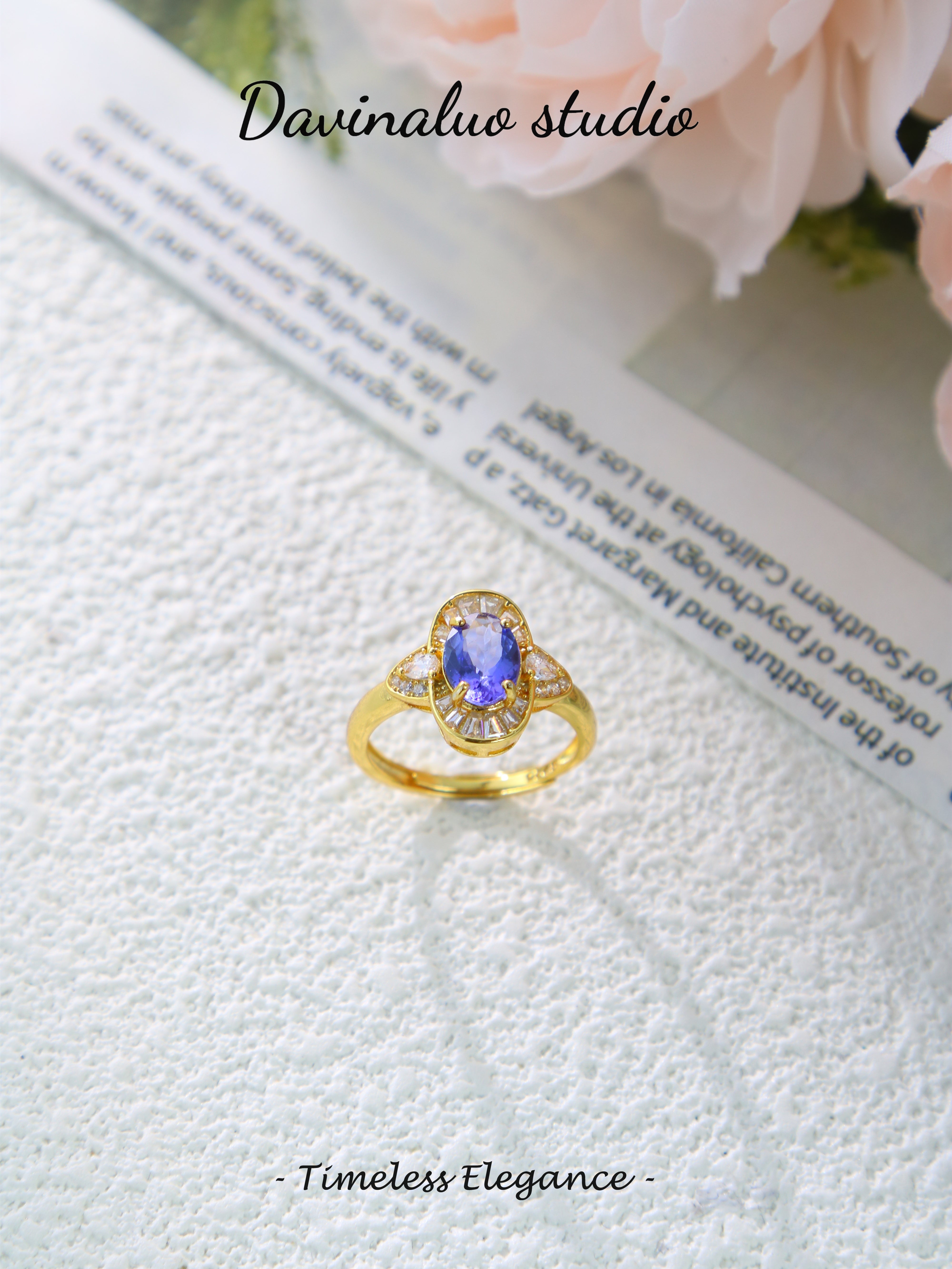 S925 Gold Classic Oval Cut Tanzanite Ring D0721023
