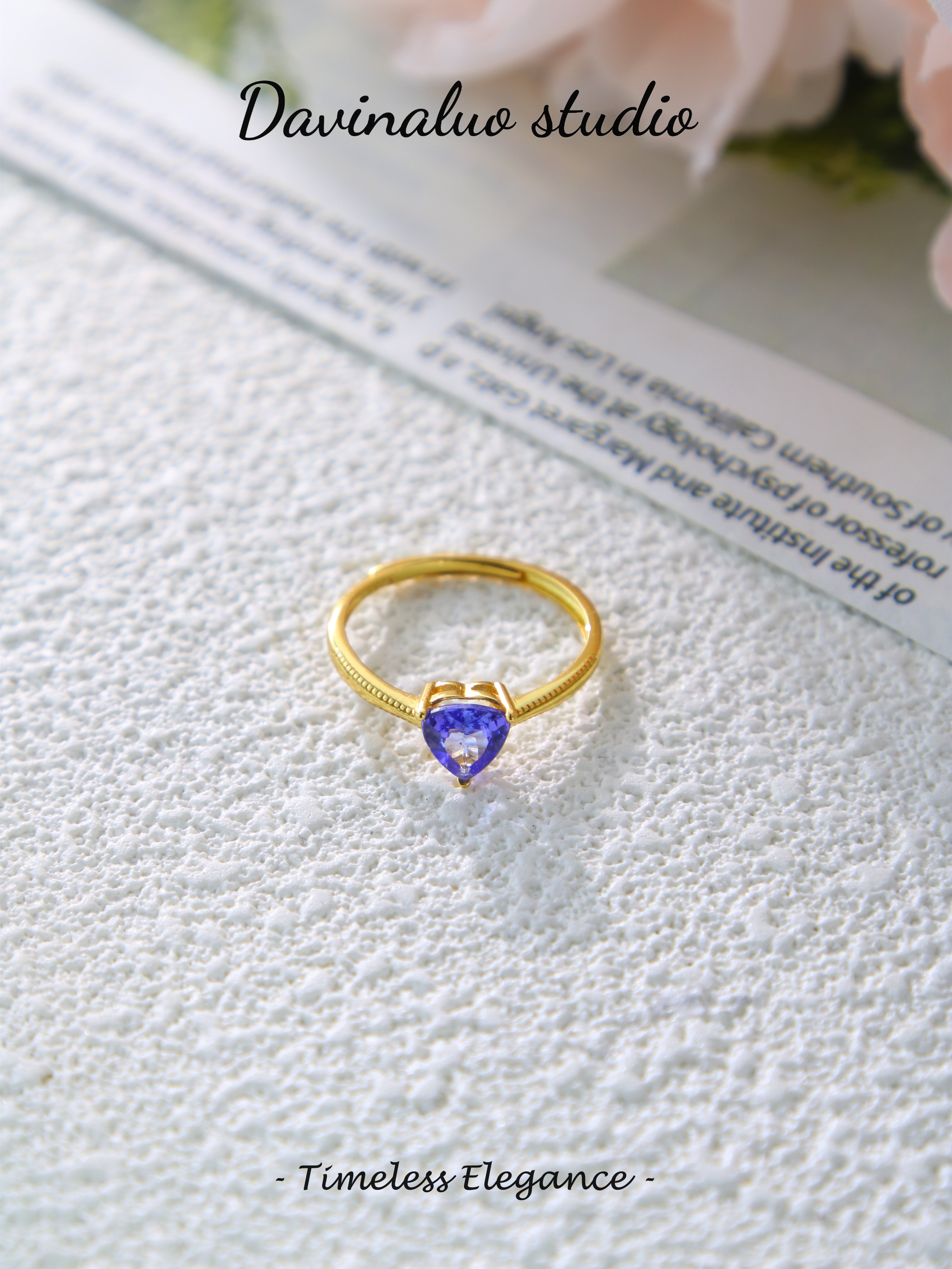 S925 Gold Classic Triangle Cut Tanzanite Ring D0721012