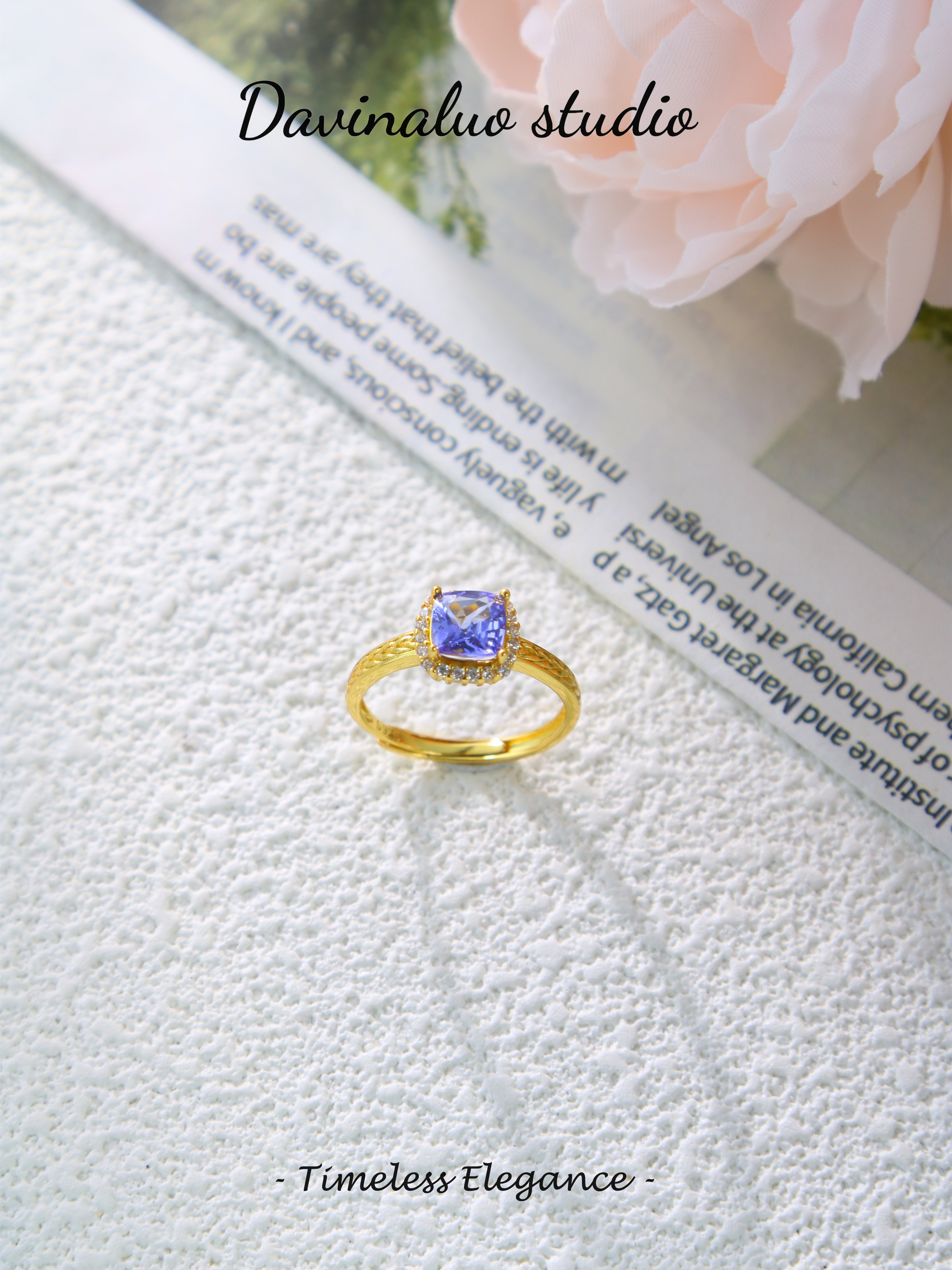 S925 Gold Classic Cushion Cut Tanzanite Ring D0721013