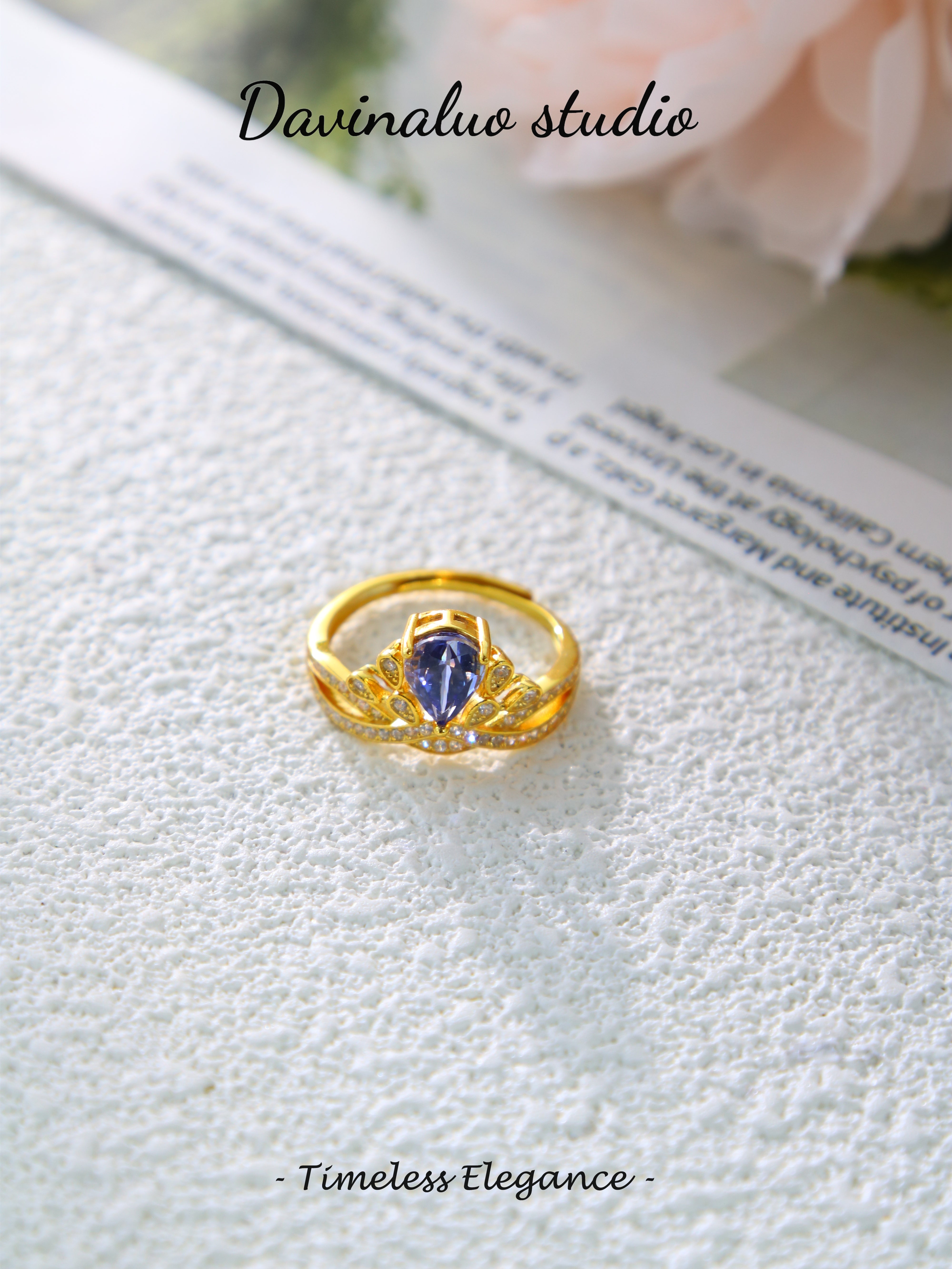 S925 Gold Classic Pear-Cut Tanzanite Ring D0721020