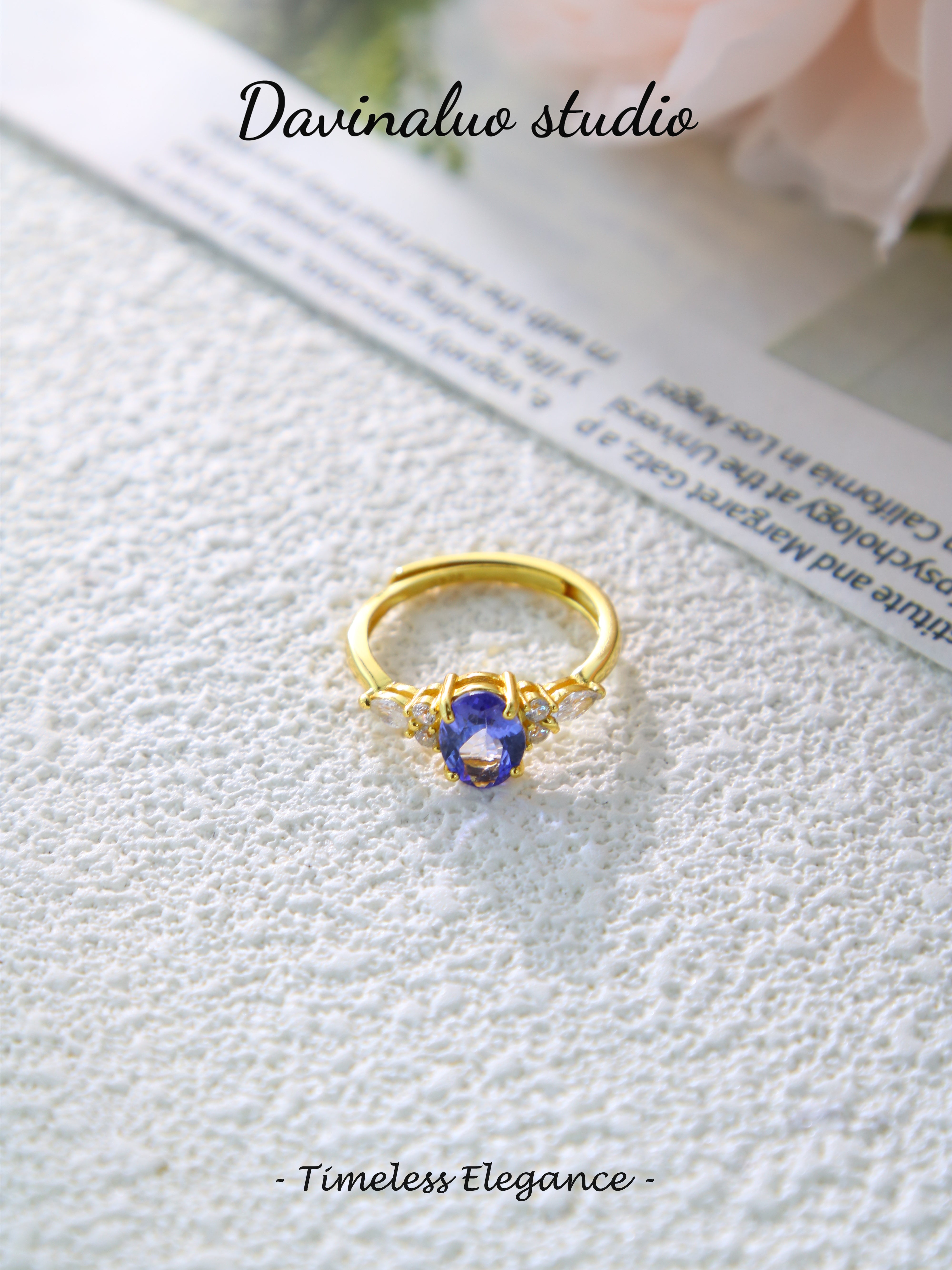 S925 Gold Classic Oval Cut Tanzanite Ring D0721019