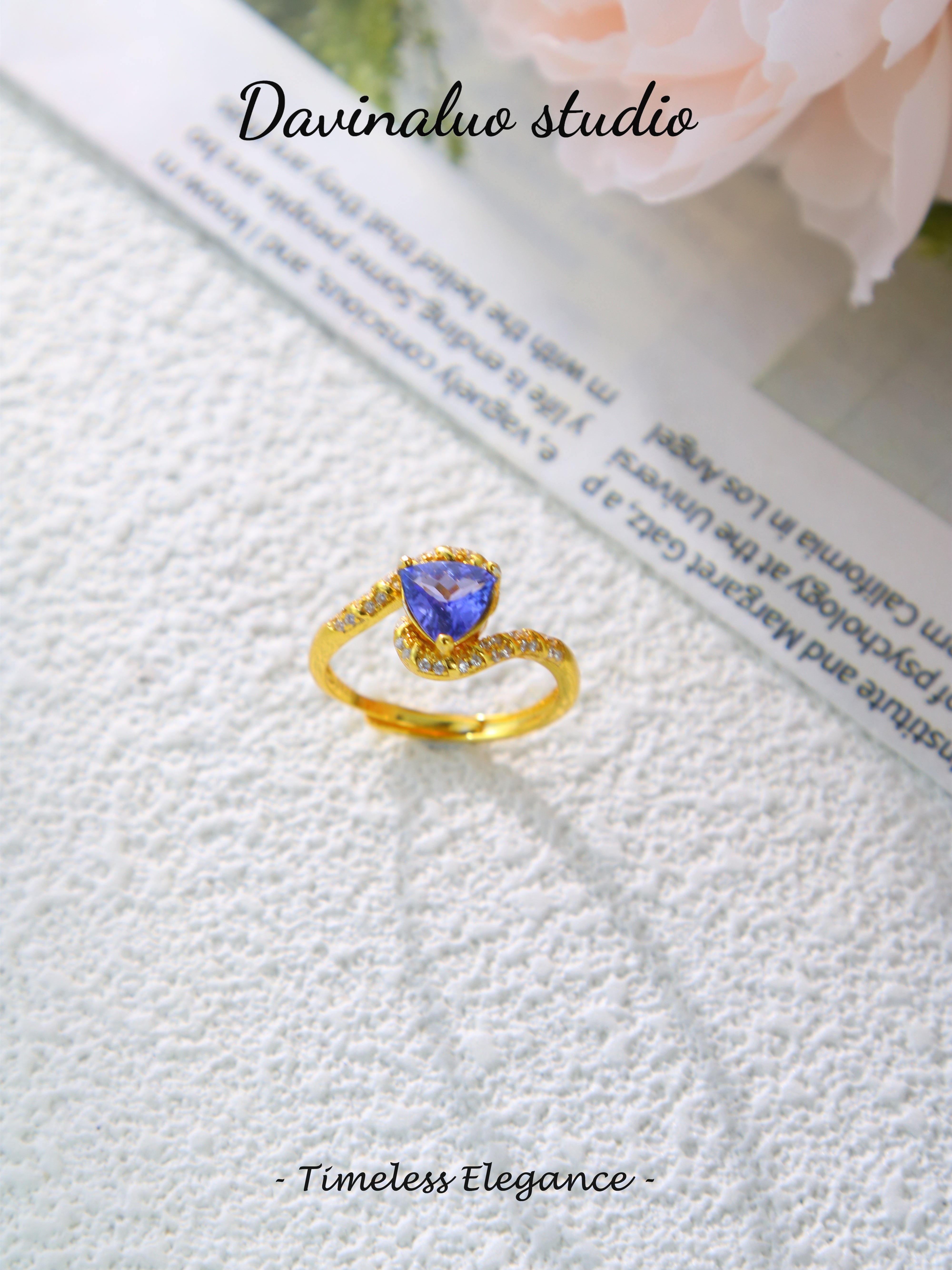 S925 Gold Classic Triangle Cut Tanzanite Ring D0721017